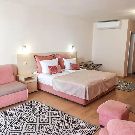 Acropolis Hotel Varna