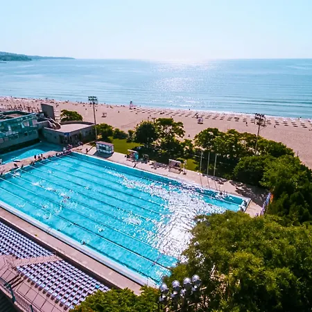 Hotel Acropolis 2*